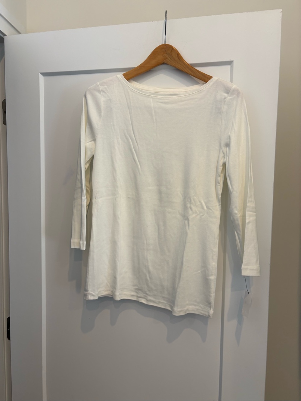 Talbots White Long-Sleeve Scoop Neck Tee